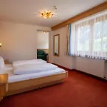 Hotel Persura